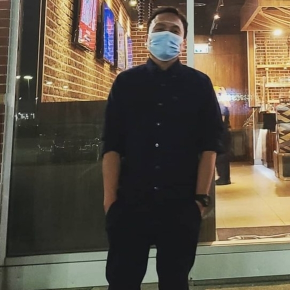 Meet your Posher, Chris tianong - Picture 2 of 2